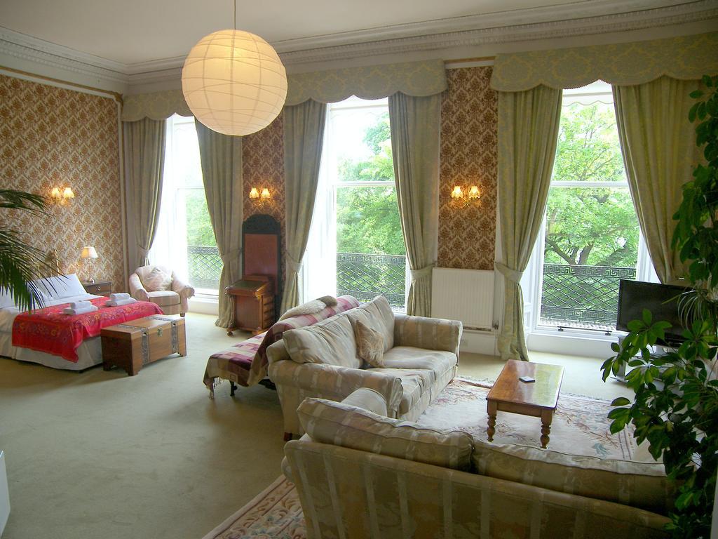Regent Terrace, Central And Charming, Quiet Edinburgh Room photo